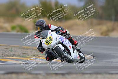 media/Jan-15-2023-SoCal Trackdays (Sun) [[c1237a034a]]/Turn 3 (1115am)/